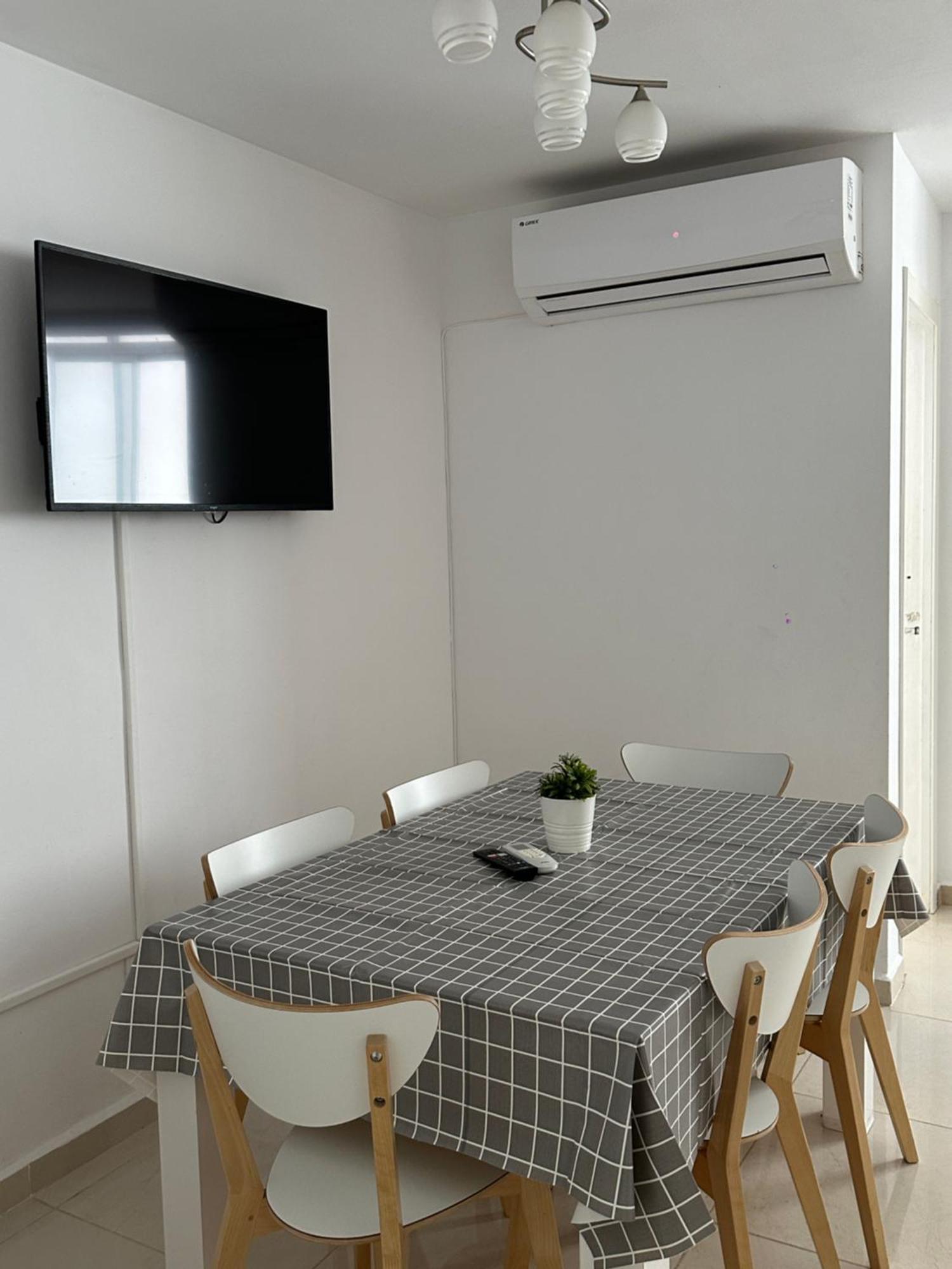 Modern And Bright 5 Bedroom Apartment Del Prado Gandía Exterior photo