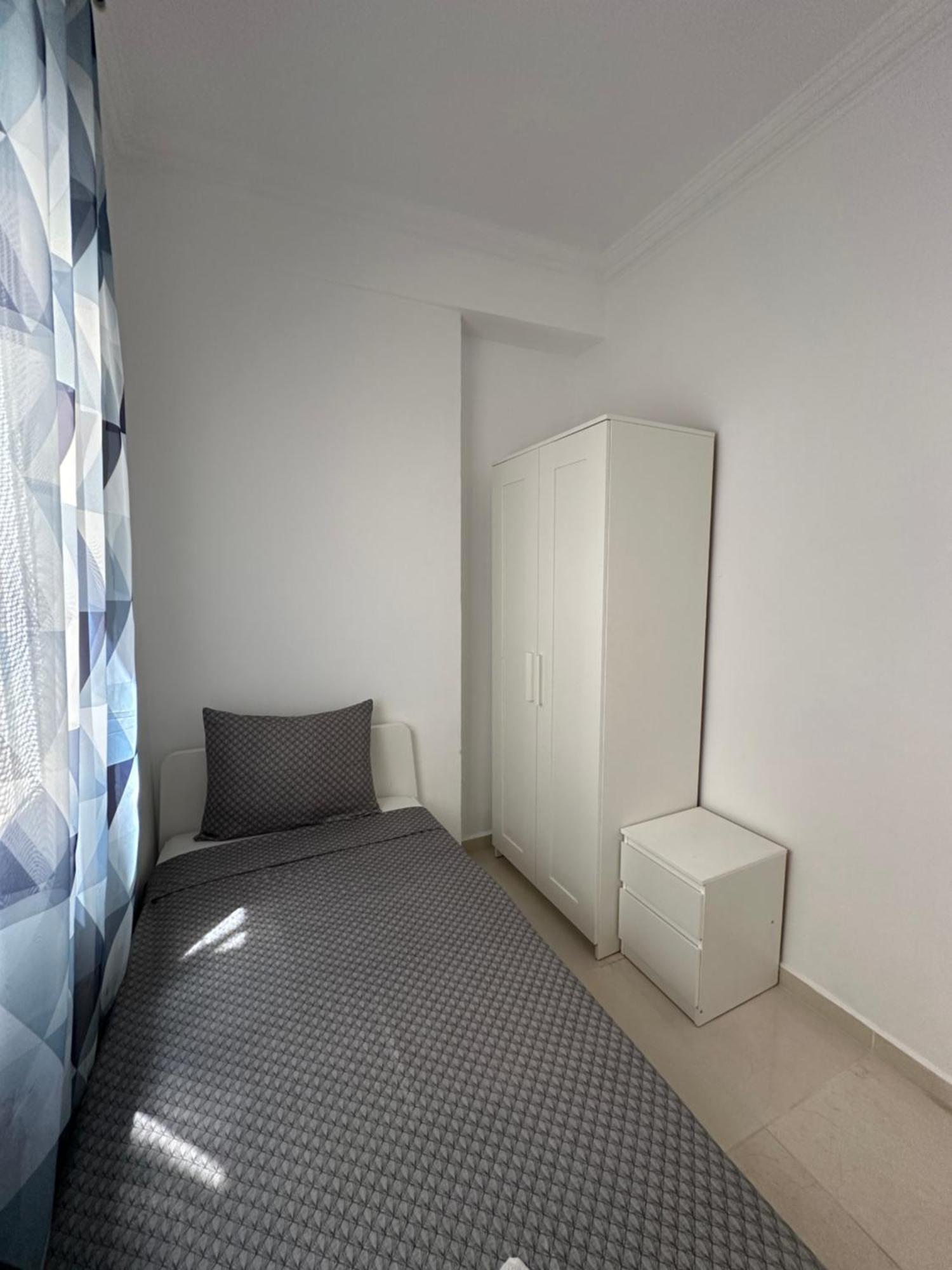 Modern And Bright 5 Bedroom Apartment Del Prado Gandía Exterior photo